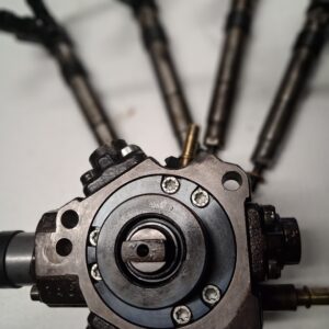 Land Rover Evoque 224DT iniettori pompa iniezione carburante 0445010139