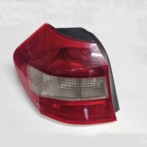 FANALE POSTERIORE ESTERNO SINISTRO VALEO BMW SERIE 1 E87 CODICE: 63216924501; 63210397034.