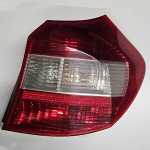 FANALE POSTERIORE ESTERNO DESTRO VALEO BMW SERIE 1 E87 CODICE: 63216924502; 63210397035.