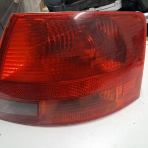FANALE STOP POSTERIORE DESTRO DX PER AUDI A4 Avant (8ED) 8E9945096E (04>08)