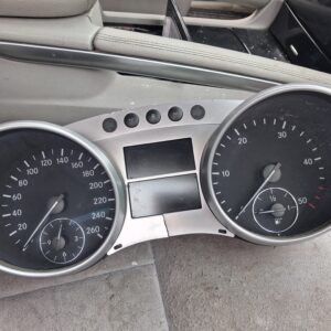 Contachilometri quadro strumenti Mercedes ML W164 W251 R 320 CDI Quadro Tachimetro A2515400648