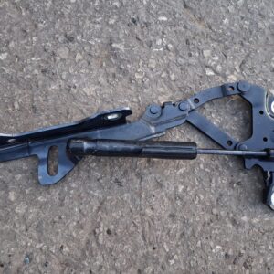 BMW F30 F31 F36 7336699 Cerniera sinistra cofano 7336699 7336700