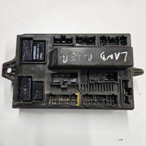 SCATOLA FUSIBILI LAND ROVER DISCOVERY 2 CODICE: YQE103320; 518678305.