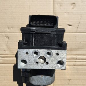 CENTRALINA POMPA ABS TOYOTA AVENSIS BERLINA 2° SERIE 2000 Diesel (03 - 08) CODICE: 0265225319; 4454005033; 0265950147; 8954105073.