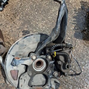 RUB500120 ATTACCO ANTERIORE DESTRO FUSELLO A SNODO/ RUB500120RH1 / 1741742 PER LAND ROVER RANGE