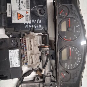 Kit accensione CENTRALINA ECU DENSO 23710 EB310 MB275800-3602, bloccasterzo completo di chiave, quadro strumenti, body e fusibiliera NISSAN NAVARA D40 2.5dCi