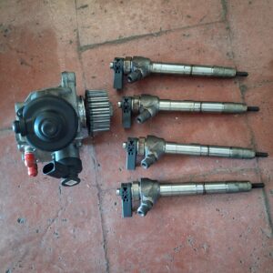 pompa 04450105374 iniettori 0445110469 per motori VW AUDI SEAT SKODA